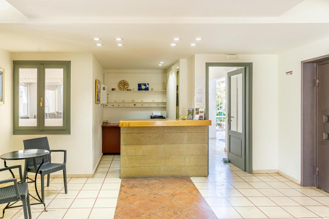 Athina Inn خيرسونِسوس المظهر الخارجي الصورة