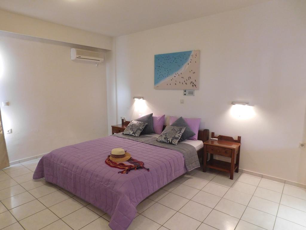 Athina Inn خيرسونِسوس المظهر الخارجي الصورة