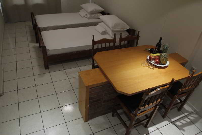 Athina Inn خيرسونِسوس المظهر الخارجي الصورة