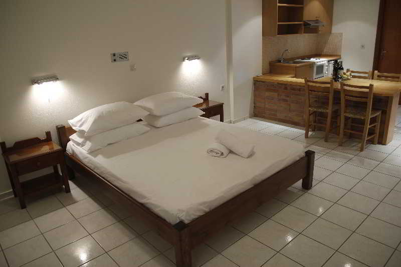 Athina Inn خيرسونِسوس المظهر الخارجي الصورة